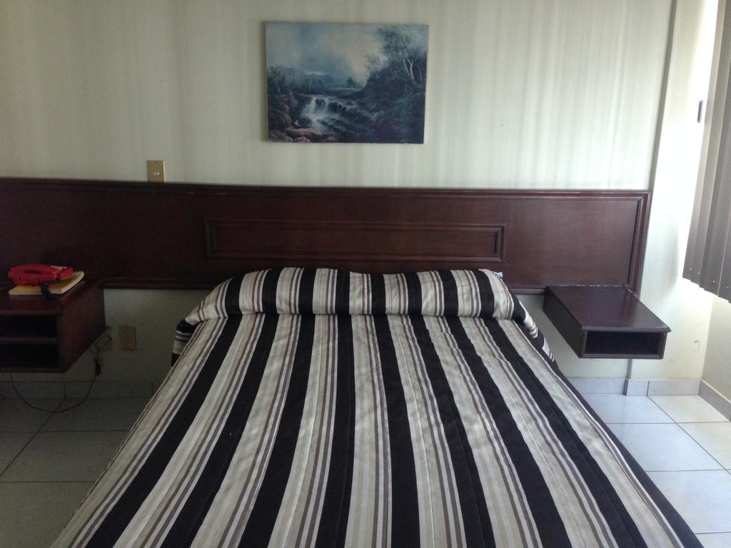 Hotel Plaza Sahuayo מראה חיצוני תמונה