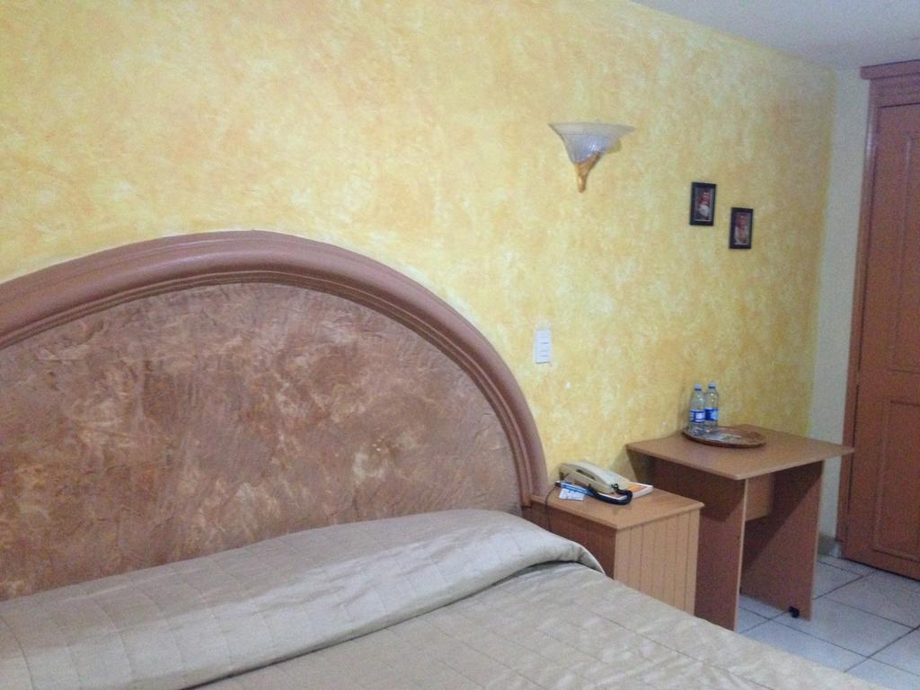 Hotel Plaza Sahuayo מראה חיצוני תמונה