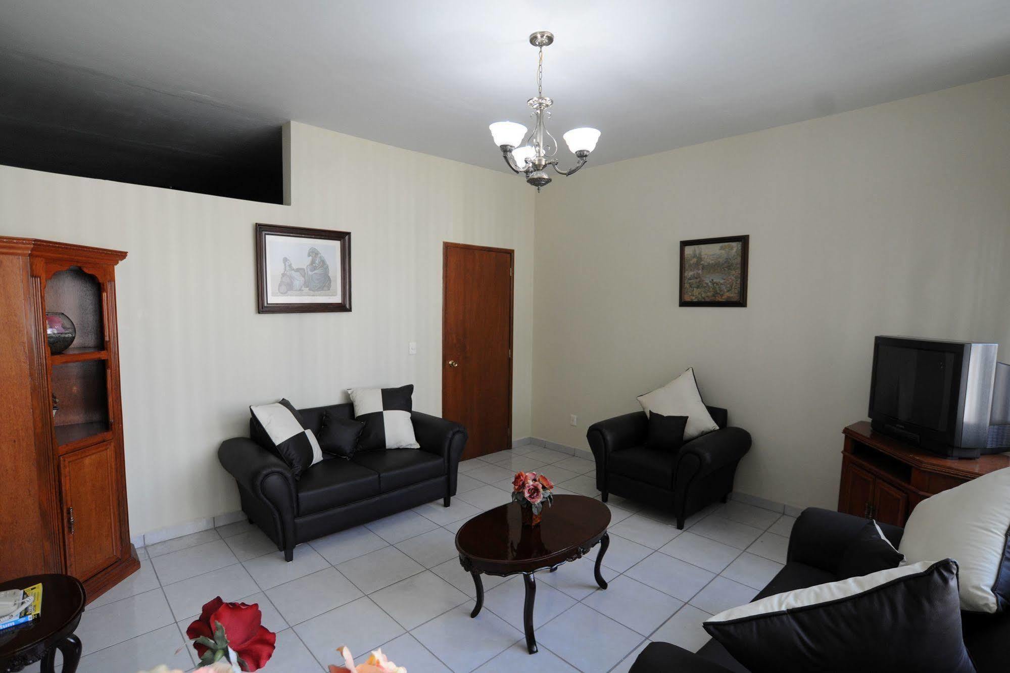 Hotel Plaza Sahuayo מראה חיצוני תמונה